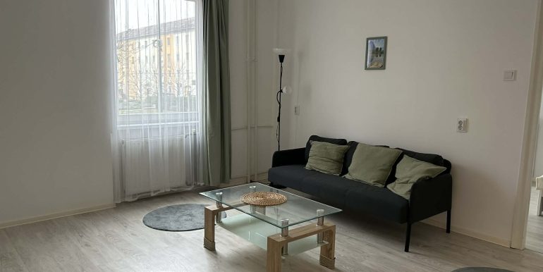 95b4428f-cfce-4536-a5c2-e5aeba3c24f3