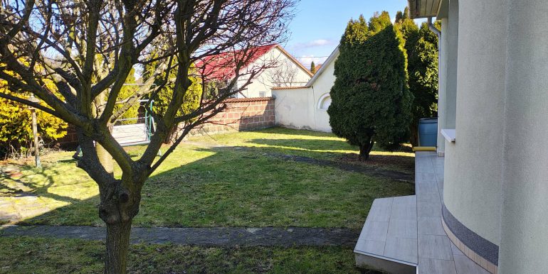 5ccf89be-6065-48fc-8f58-ae7be3979651